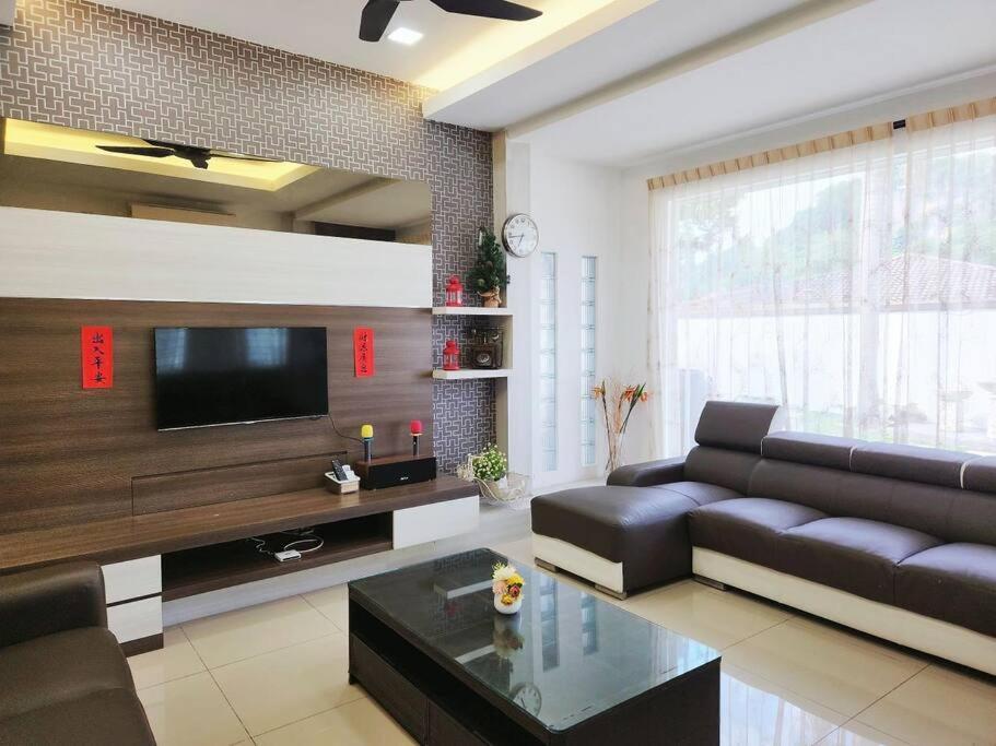 Lost World Luxury 5br/20 Pax/mahjong/karaok/bbq/garden Events Holiday home *