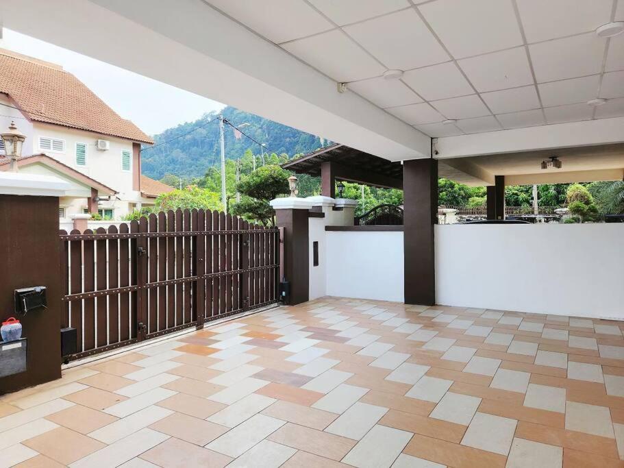 Lost World Luxury 5br/20 Pax/mahjong/karaok/bbq/garden Events *