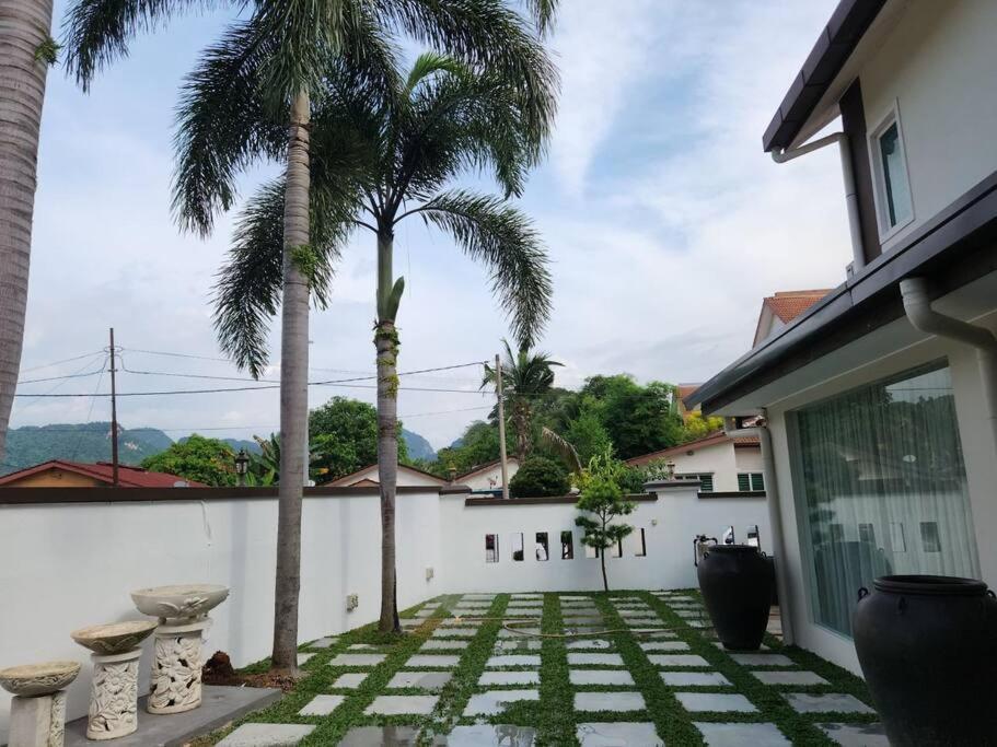 Lost World Luxury 5br/20 Pax/mahjong/karaok/bbq/garden Events Holiday home